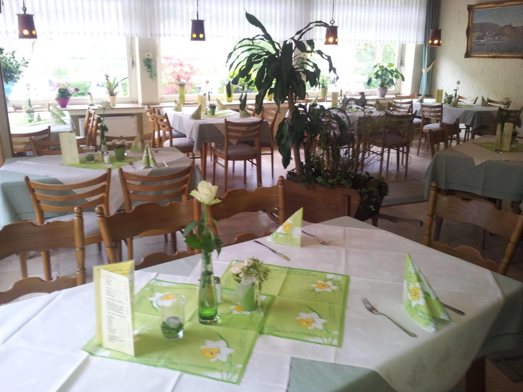 Zur Winzergenossenschaft Hotel 3*